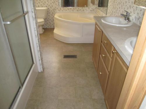 1640 E DIXON BLVD, Shelby, NC 28150 