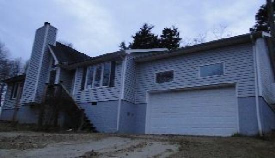 909 31st Street NE, Conover, NC 28613 