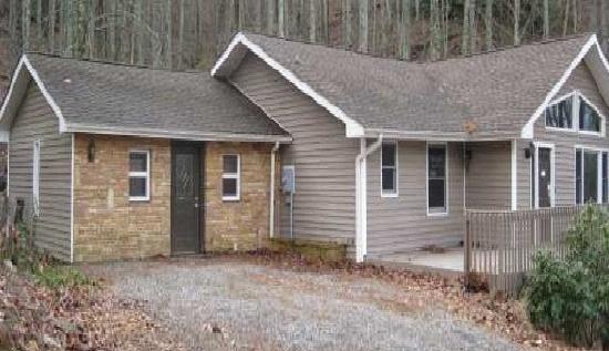 131 Carriage Drive, Fairview, NC 28730 