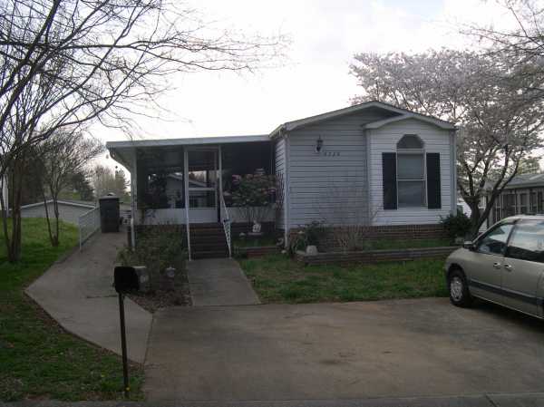 4730 Ikarios Drive, Charlotte, NC 28227 