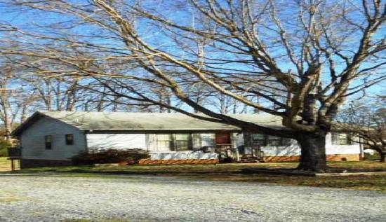 7440 Apple Creek Drive, Mint Hill, NC 28227 