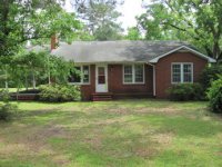 321 Pleasant Grove Church Rd, Bladenboro, NC 28320 