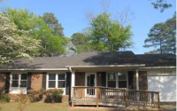 1009 Patrick Dr, Fayetteville, NC 28314 