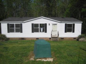 1975 Stanley Lucia, Mount Holly, NC 28120 