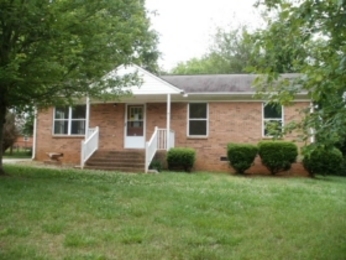 513 Cardinal Ct., Davidson, NC 28036 