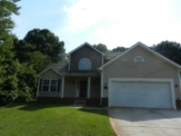 718 Berkshire Dr, Statesville, NC 28677 