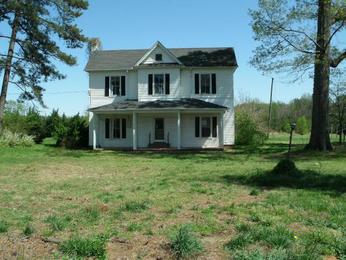 3741 Pridgen Rd, Rocky Mount, NC 27803 