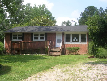 932 Friar Tuck Rd, Raleigh, NC 27610 