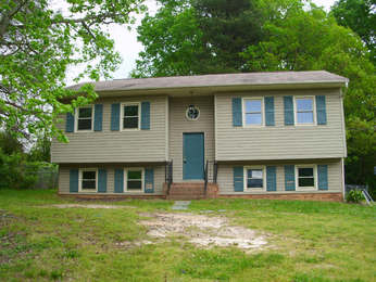 4917 Shulbrook Dr, Winston Salem, NC 27105 