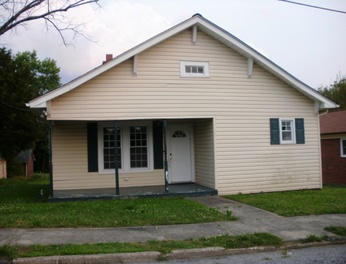 111 Chestnut Street, Thomasville, NC 27360 