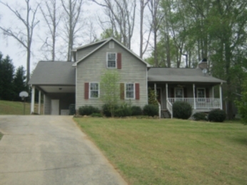 2600 Lakewood Dr, Gastonia, NC 28052 