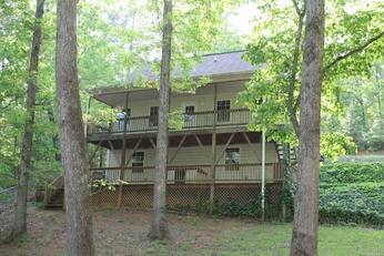 106 Lakeside Cir, Franklin, NC 28734 