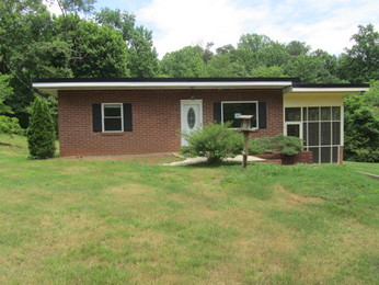 122 Carol Rd, Winston Salem, NC 27106 