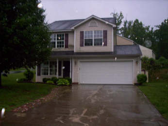 1304 River Run Rd, Lowell, NC 28098 