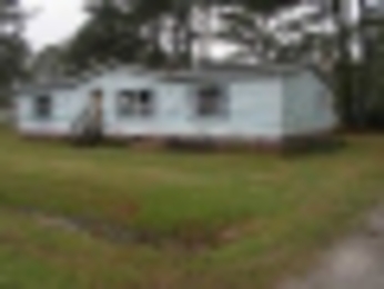 2504 Whitaker Dr, Kinston, NC 28501 