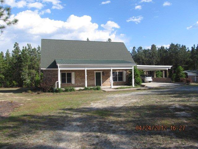 260 Howard Ln, West End, NC 27376 