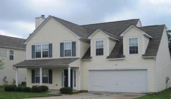 7229 Hidden Creek Dr, Charlotte, NC 28216 