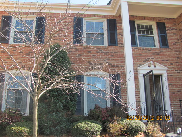 6719 CONSTITUTION LN, CHARLOTTE, NC 28210 