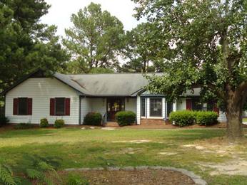 910 Peed Dr, Greenville, NC 27834 