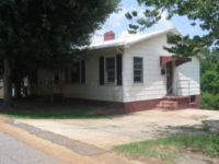 413 N Davis Ave, Newton, NC 28658 