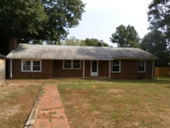 210 Shawnee Dr, Hillsborough, NC 27278 