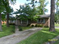 114 W Westbrook St, Wallace, NC 28466 