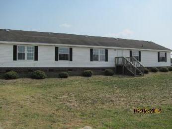 106 Sweetwater Dr, La Grange, NC 28551 