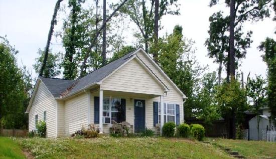 1405 Crabtree Blvd, Raleigh, NC 27610 