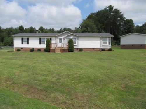 5499 QUARTER HORSE TRAIL, Mcleansville, NC 27301 