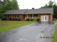 605 N Main St, King, NC 27021 