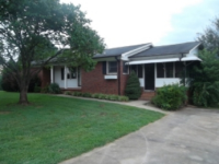 2599 Sweetbriar Cir, Lenoir, NC 28645 