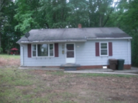 2111 Maywood St, Greensboro, NC 27403 