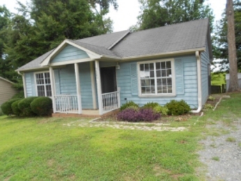 7320 Merrily Ln, Charlotte, NC 28214 