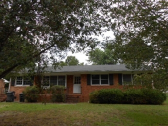 113 E Mciver St, Zebulon, NC 27597 