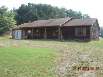 5009 Sunny Ln, Walkertown, NC 27051 