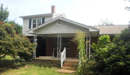 1050 S Third St, Mebane, NC 27302 