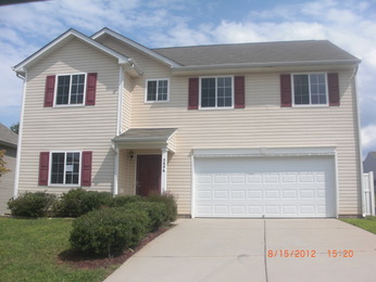 5606 Waterpoint Dri, Browns Summit, NC 27214 