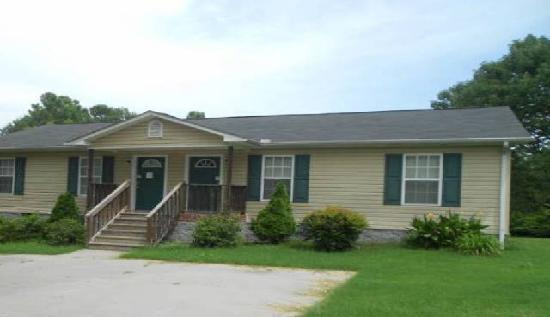 322-326 C Ave, Salisbury, NC 28144 