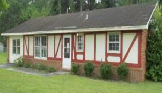 400 Millhouse Road, Castle Hayne, NC 28429 