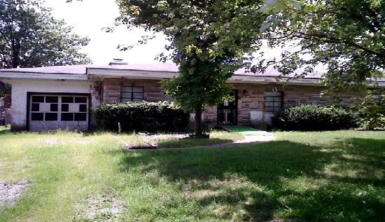 944 Dustin Street, Winston Salem, NC 27127 