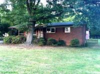 1918 Hollandale Dr, Gastonia, NC 28054 