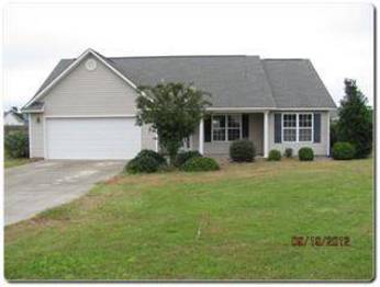 127 Twin Oaks Dr, Hampstead, NC 28443 