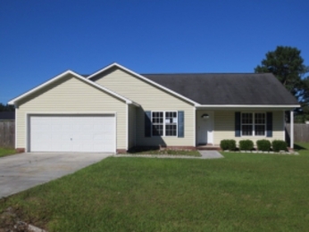 103 Fodder Dr, Hubert, NC 28539 