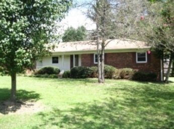 8935 Mountain Aire Cir, Charlotte, NC 28214 