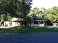 2803 Regents Park Ln., Greensboro, NC 27455 