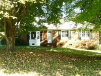 205 Cheltenham Dr, Winston Salem, NC 27103 