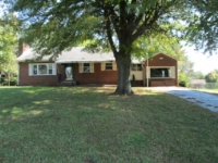 4663 Sunny Dr, Winston Salem, NC 27106 