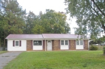 439 Logan Ct, King, NC 27021 