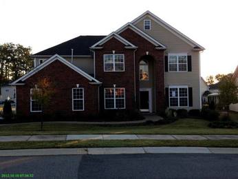 16732 Macanthra Dr, Charlotte, NC 28213 