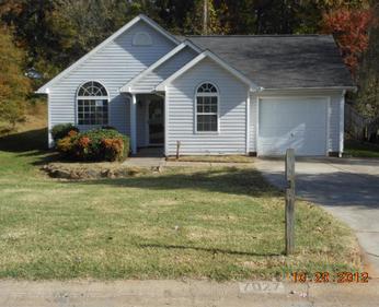 7027 Hunters Glen Dr, Charlotte, NC 28214 